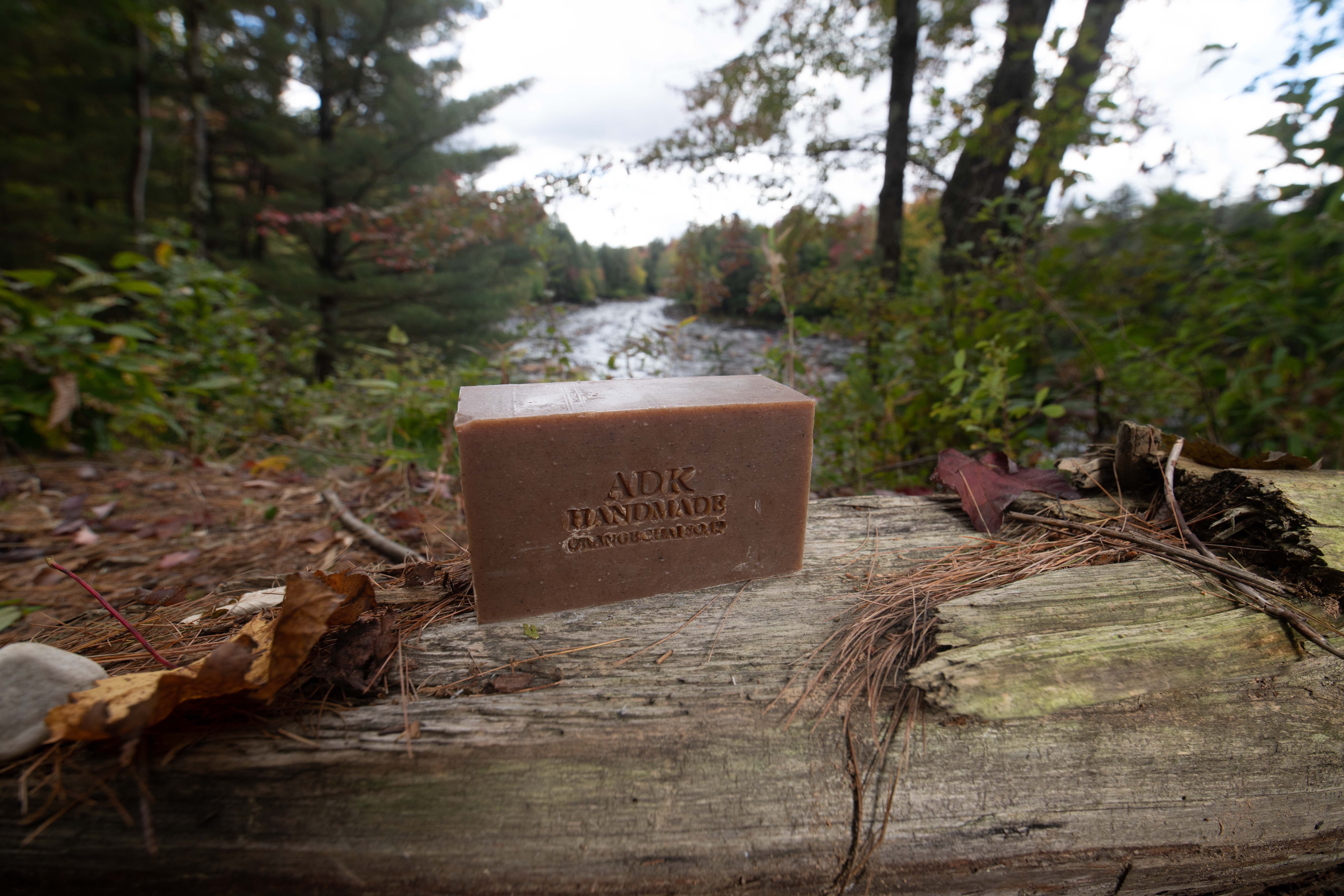 Adirondack Fragrance  Flavor Farm - Wholesale Zeepblok - Adirondack handgemaakte onverpakte zeepbar 4oz | All Natural10