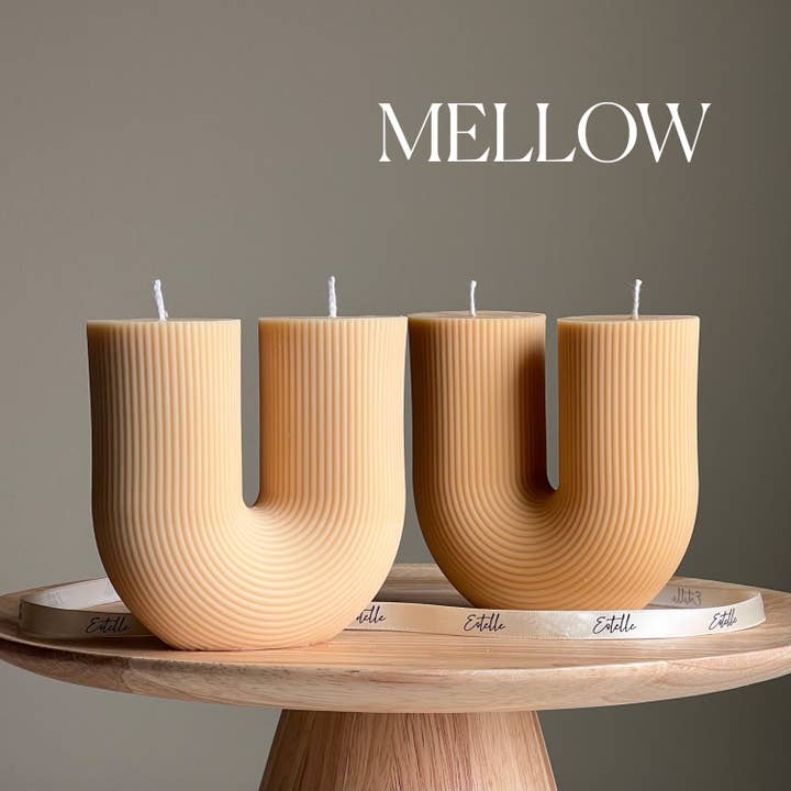 Estelle Studio - Wholesale Novelty Candle - Large Ribbed U Shaped Candle