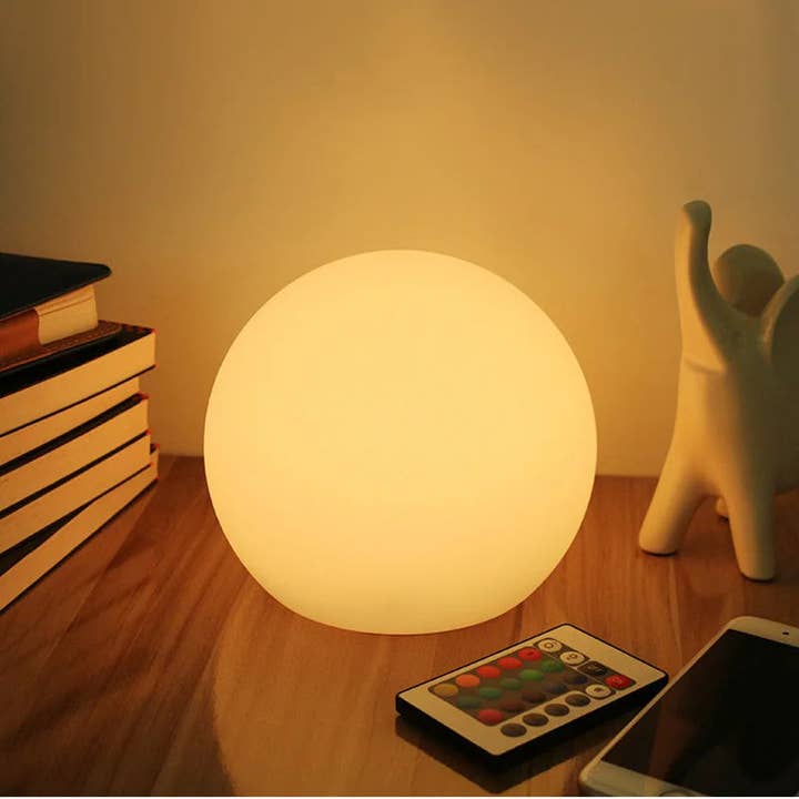 BRECK + FOX - Wholesale Accent/Desk Lamp - Table Globe Lamp