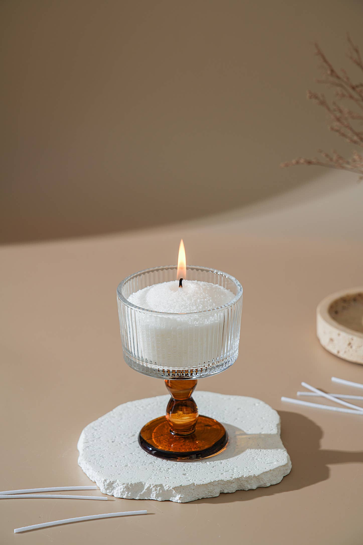 Nova Radiance Co. – Engroshandel Smeltevoks – Sandwax Lys Refill (8,0 oz) | Vanilje Sandeltræ1