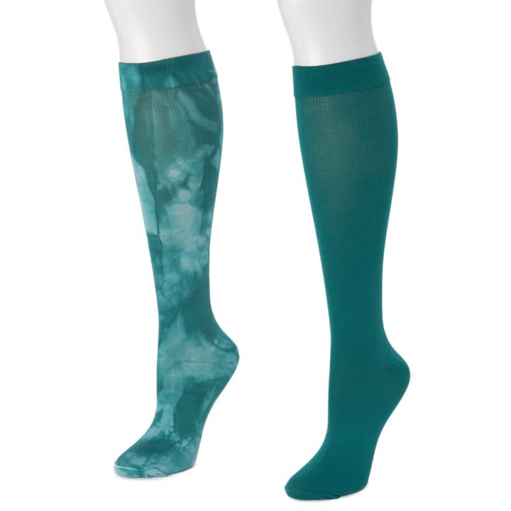 Muk Luks Women's 2 Pair Pack Nylon Compression socks for wholesale by Muk Luks