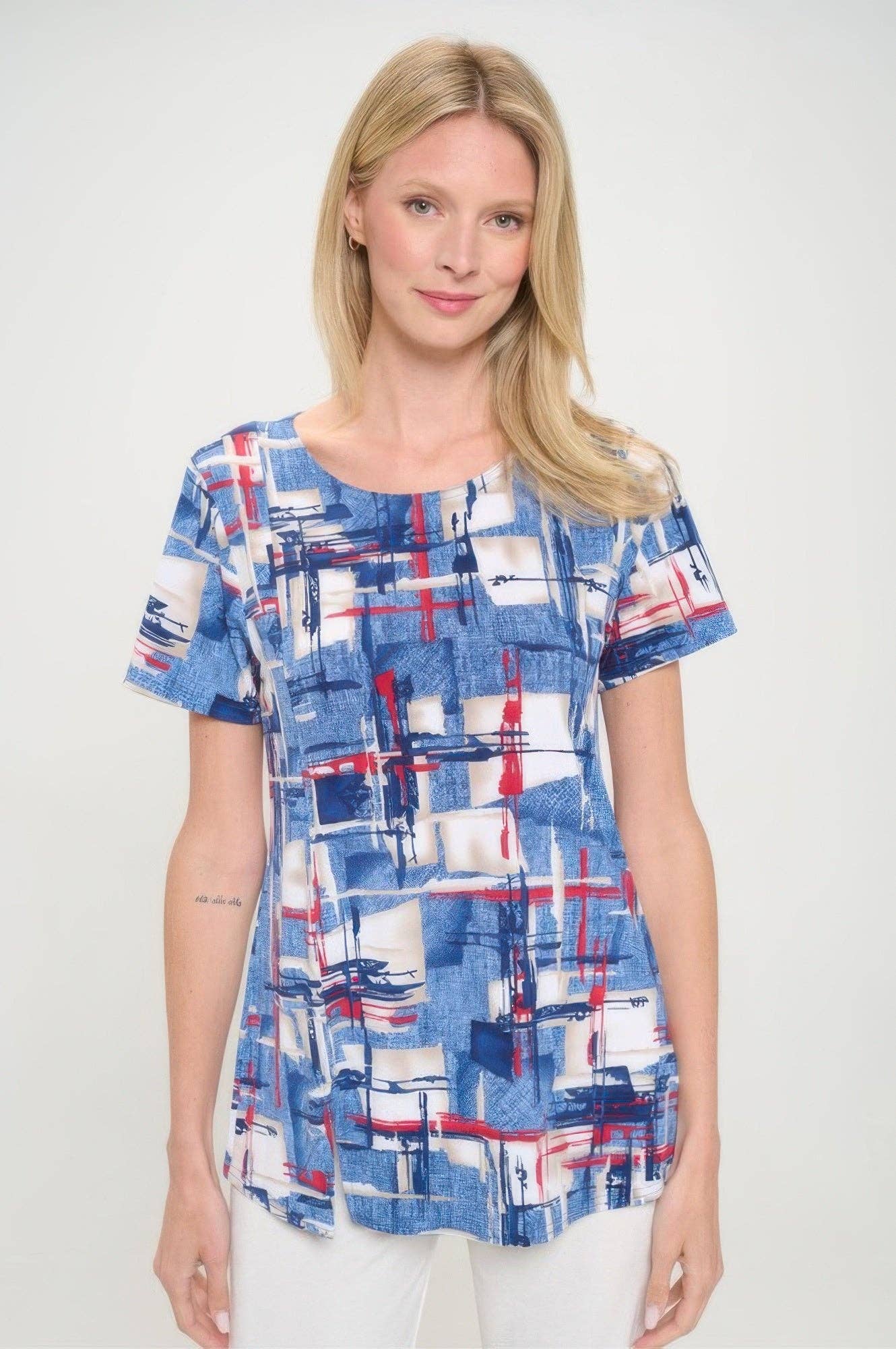 CC Wholesale Clothing – wholesale Tunic – Women’s – Hit Round Neck Short Sleeve Slit Top1