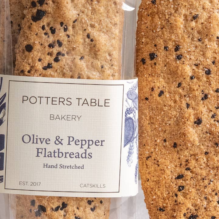 Potters Table - Wholesale Crackers - Cured Olive & Cracked Pepper Flatbreads2
