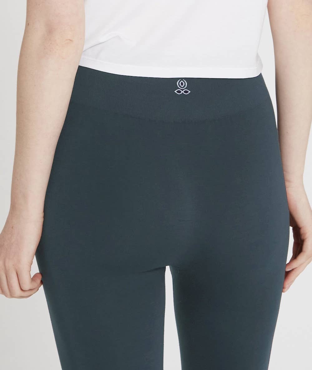 Yoga Searcher - Wholesale Sport-/loungelegging - Dames - ASA - Yogaleggings van bamboe1