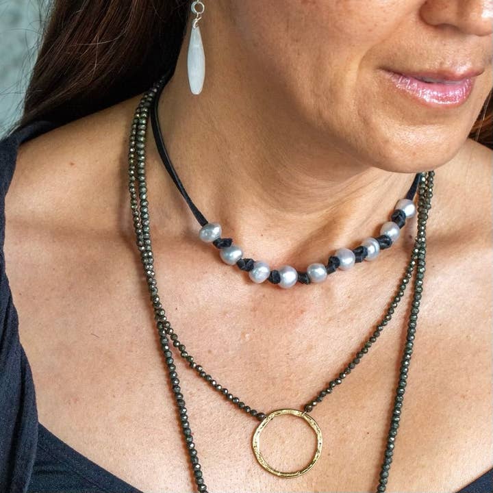 Collier Path of Pearls pour la vente par light+grace design