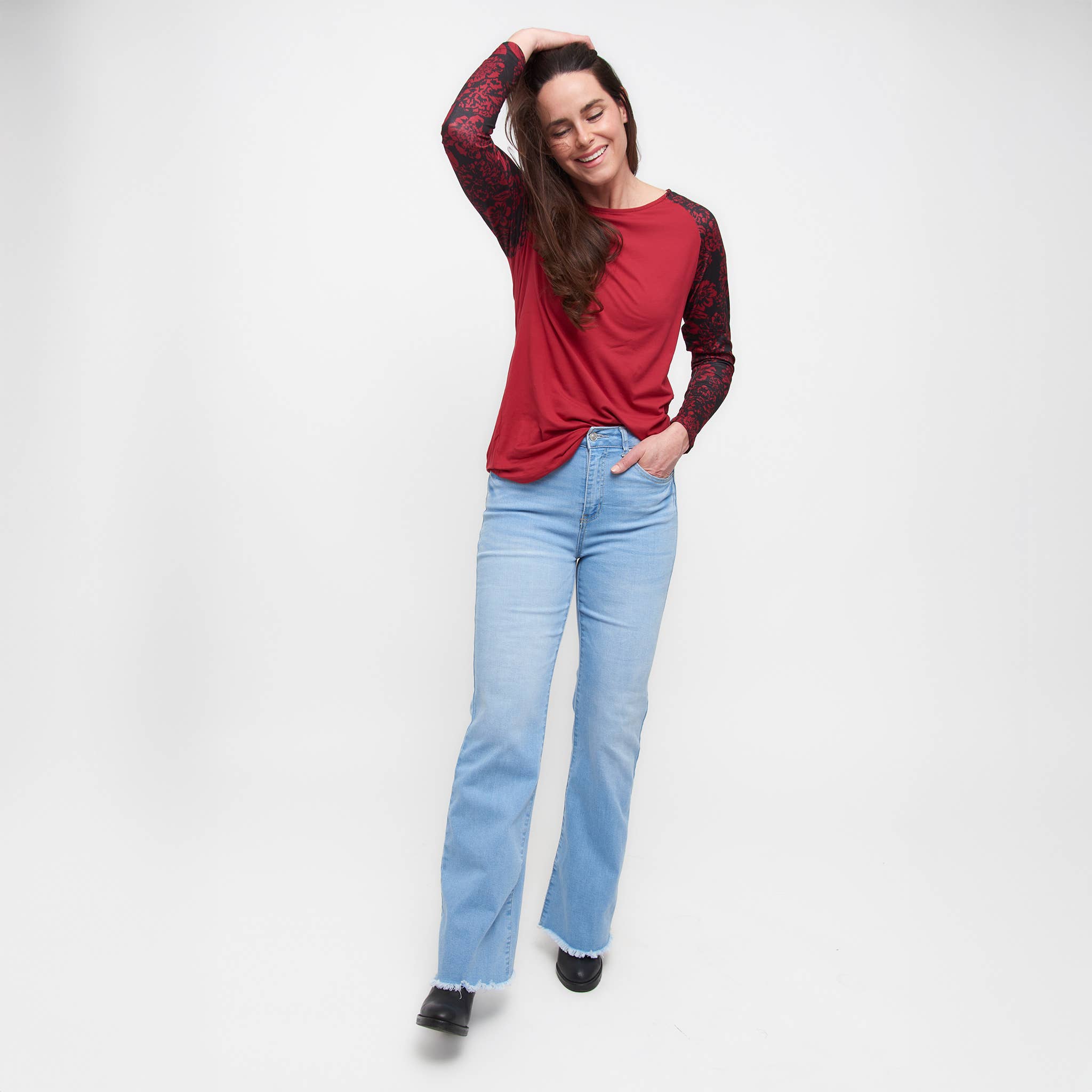 Howard's - Wholesale Tunic - Women's - Sale - Victoria Long Sleeve Raglan Top8