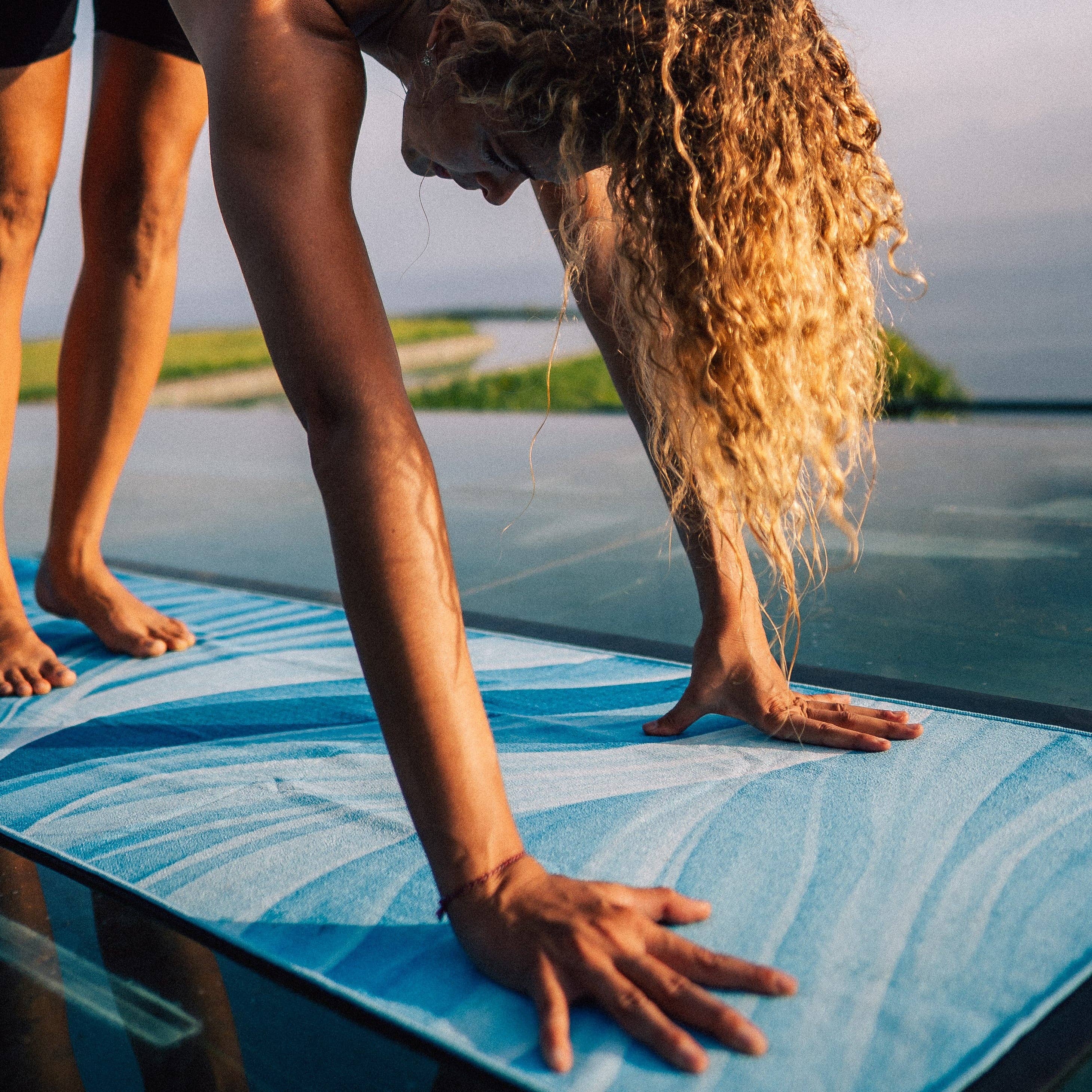 WOODSANDWAVES - Wholesale Yoga Towel - Blue Cascade - Non-Slip Yoga Towel with Silicone Dots5