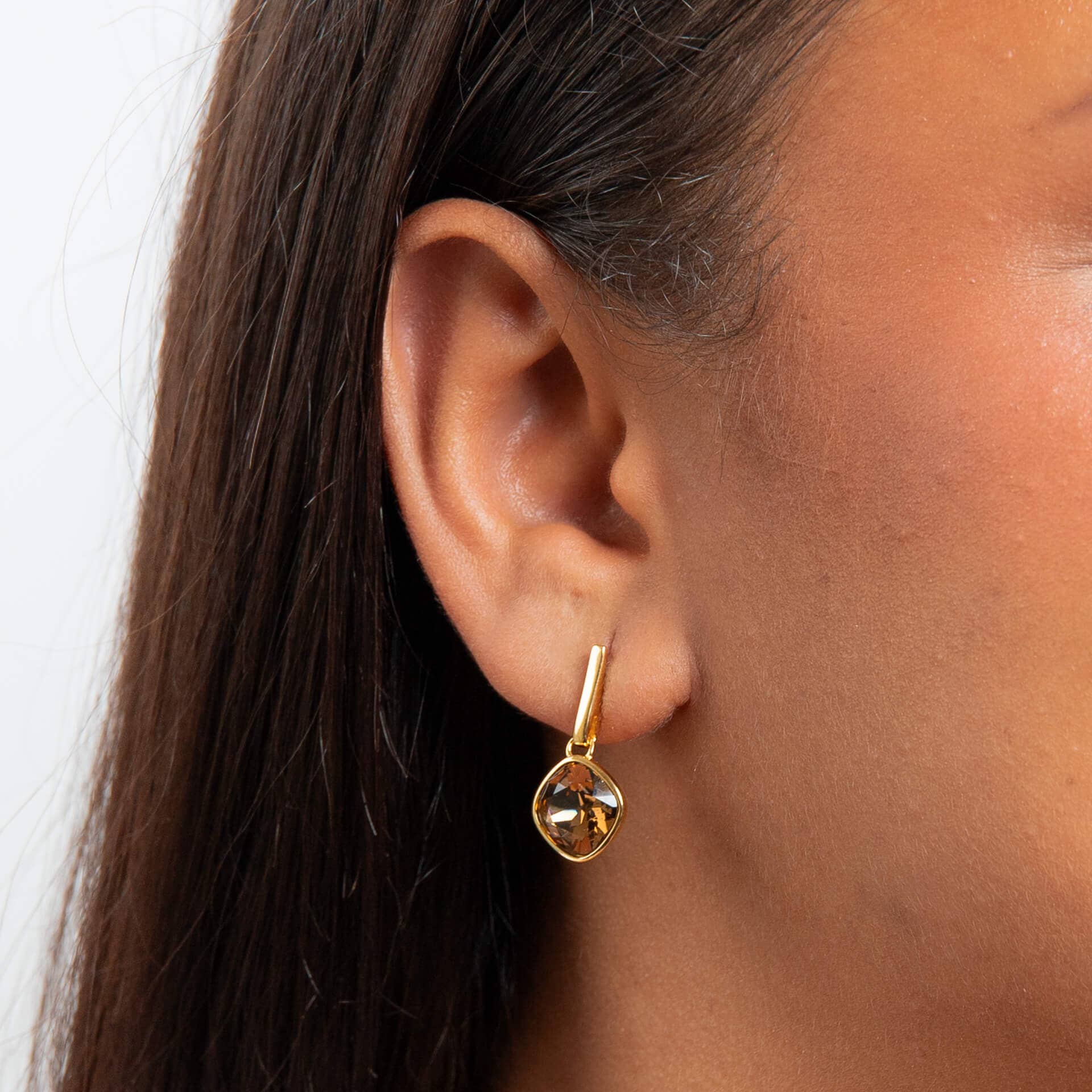 Gecko Jewellery – wholesale Stud/post earrings – Cushion Cut Smoked Topaz Crystal Drop Stud Earrings1