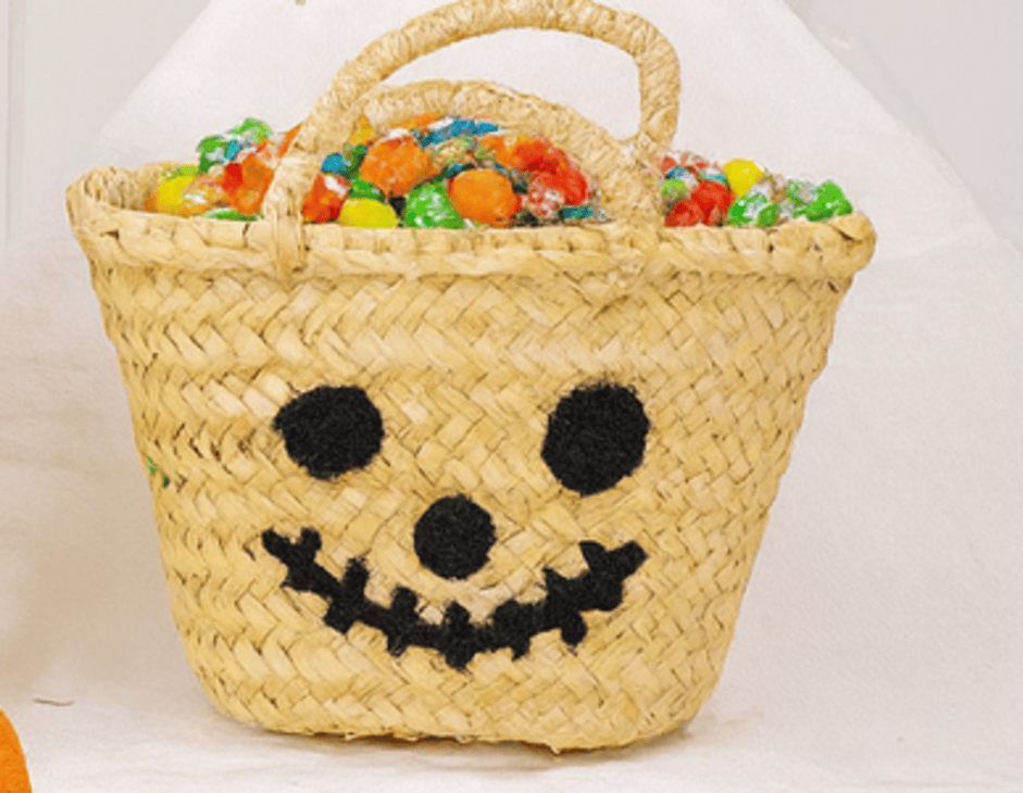 High crafty – wholesale Decal – Party decorations – Personalized Halloween Straw Basket – Custom Name Trick or T7