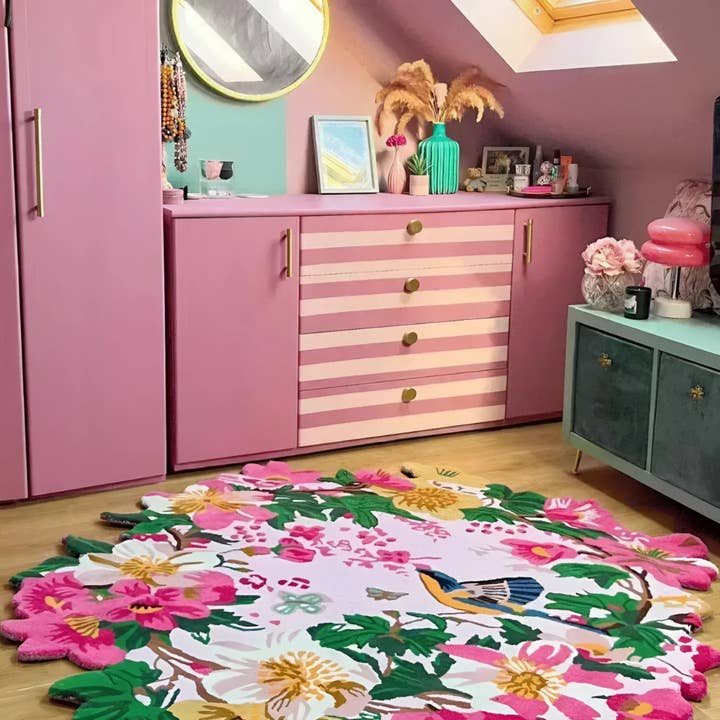 Chromatic Bloom Hand Tufted Round Rug - Vibrant for wholesale by Maia Homes