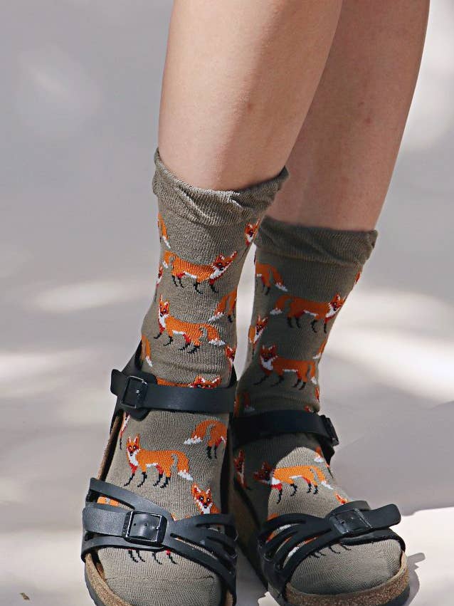 FOXY ANIMAL CREW SOCKS for wholesale by Tabbisocks