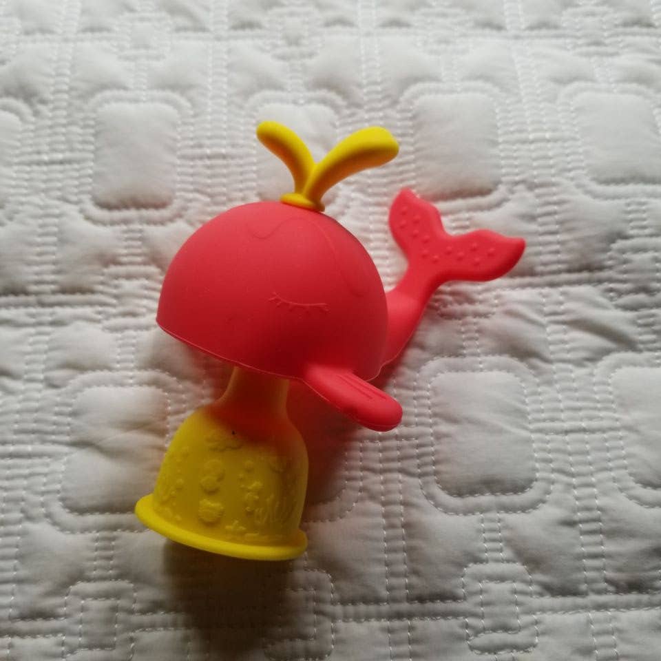 D & C TOYS - Wholesale Handheld Rattle - Baby - Whale Silicone Teether Rattle Toy5