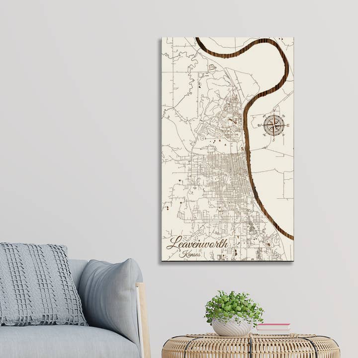 Kansas: Leavenworth Street Visa karta för wholesale av Fire & Pine