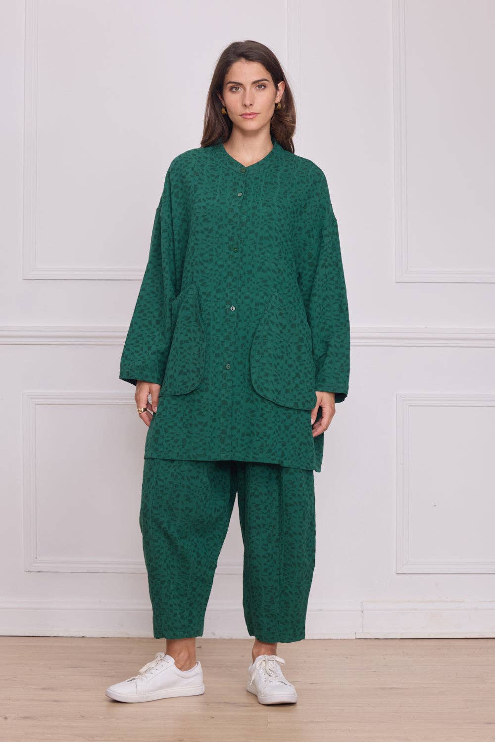 BELLA BLUE - Wholesale Button Down Shirt - Women's - A123-V132 - Chemise0