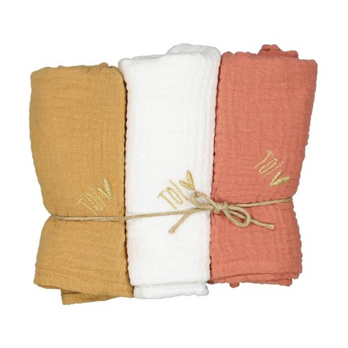 Set of 3 small embroidered swaddling cloths for wholesale by CHOUCHOUETTE