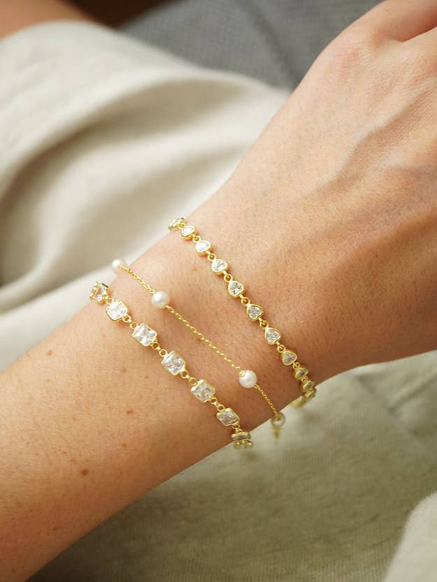 Bracelet en zircon carré pour la vente par Jewelarin