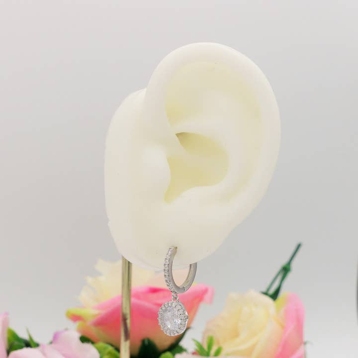 Daemon srls - Vendita all'ingrosso Orecchini pendenti - DELILAH ~ Orecchini mini cerchio con pendente in Zirconia Cubica rotonda2