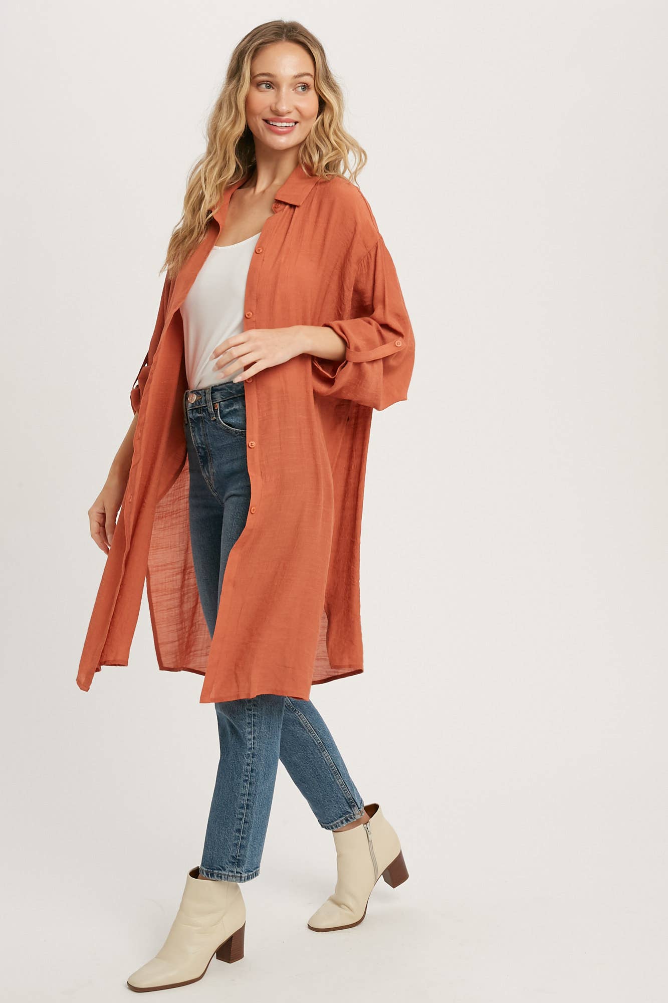 Bluivy - Wholesale Button Down Shirt - Women's - BUTTON-UP VENTED LONGLINE SHIRT56