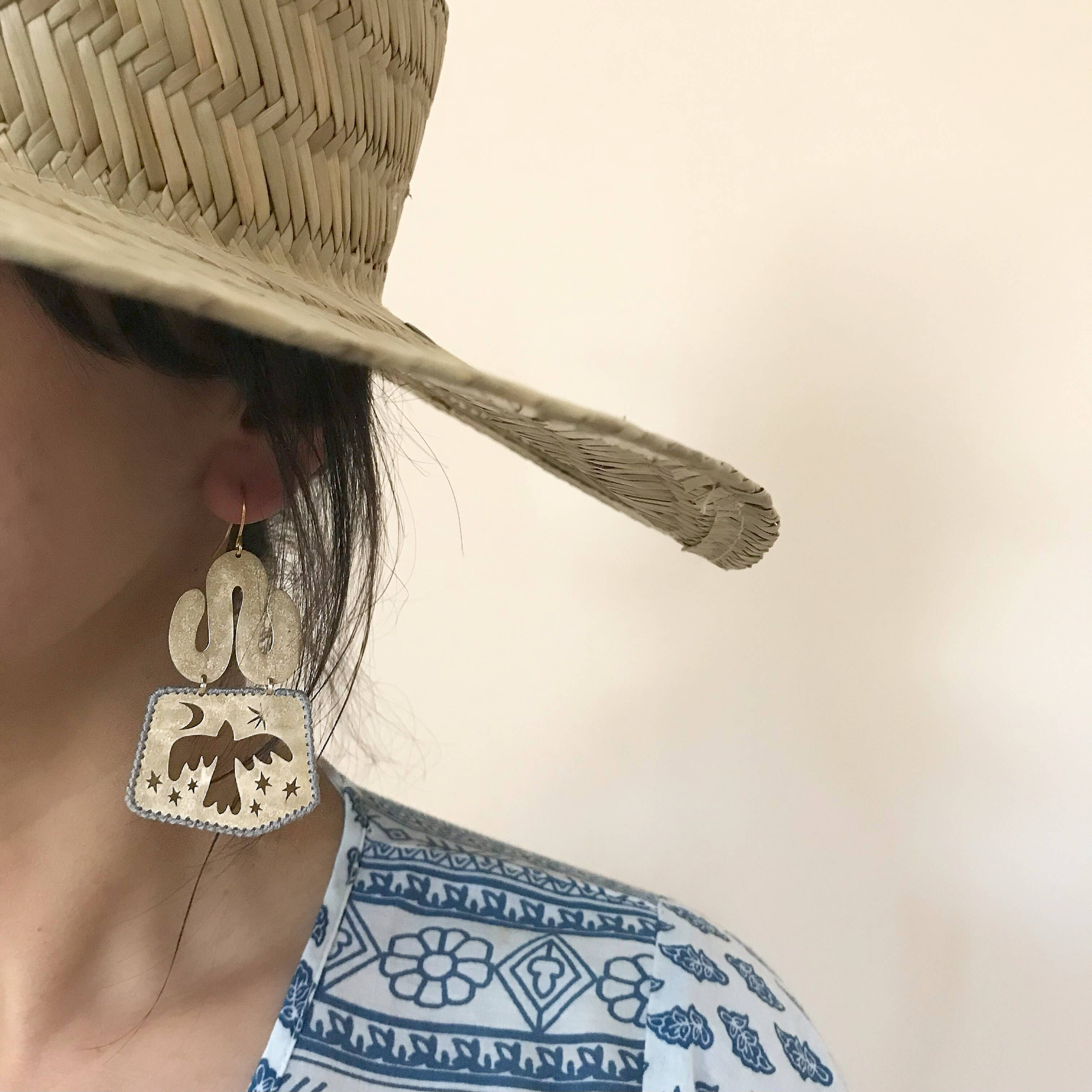 Gulushu – wholesale Hängande örhängen – Mässingsörhängen, Bohemiska Samtida Handgjorda Smycken1