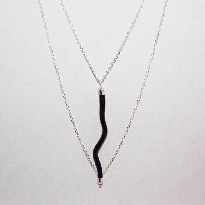 Sort koral halskæde for engroshandel hos Kreitto jewels