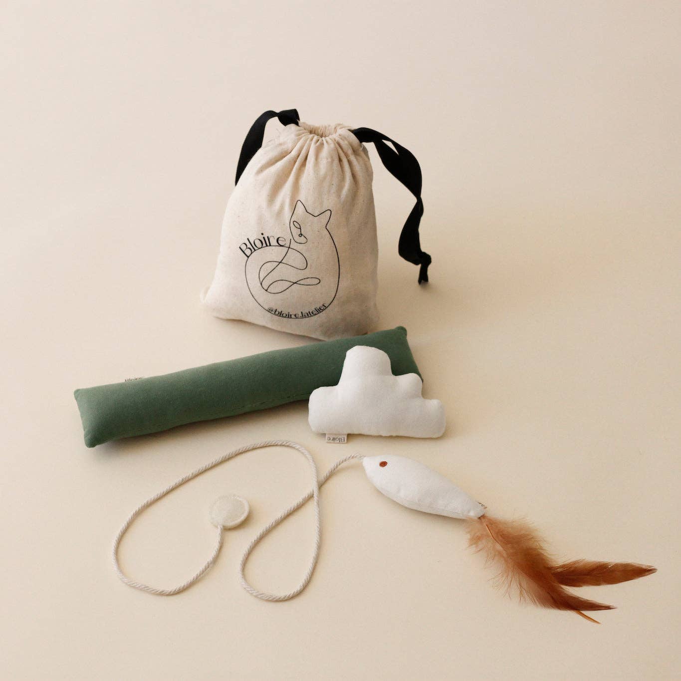 White Cat Toy Bundle - Indoor Fishing for wholesale on Faire1