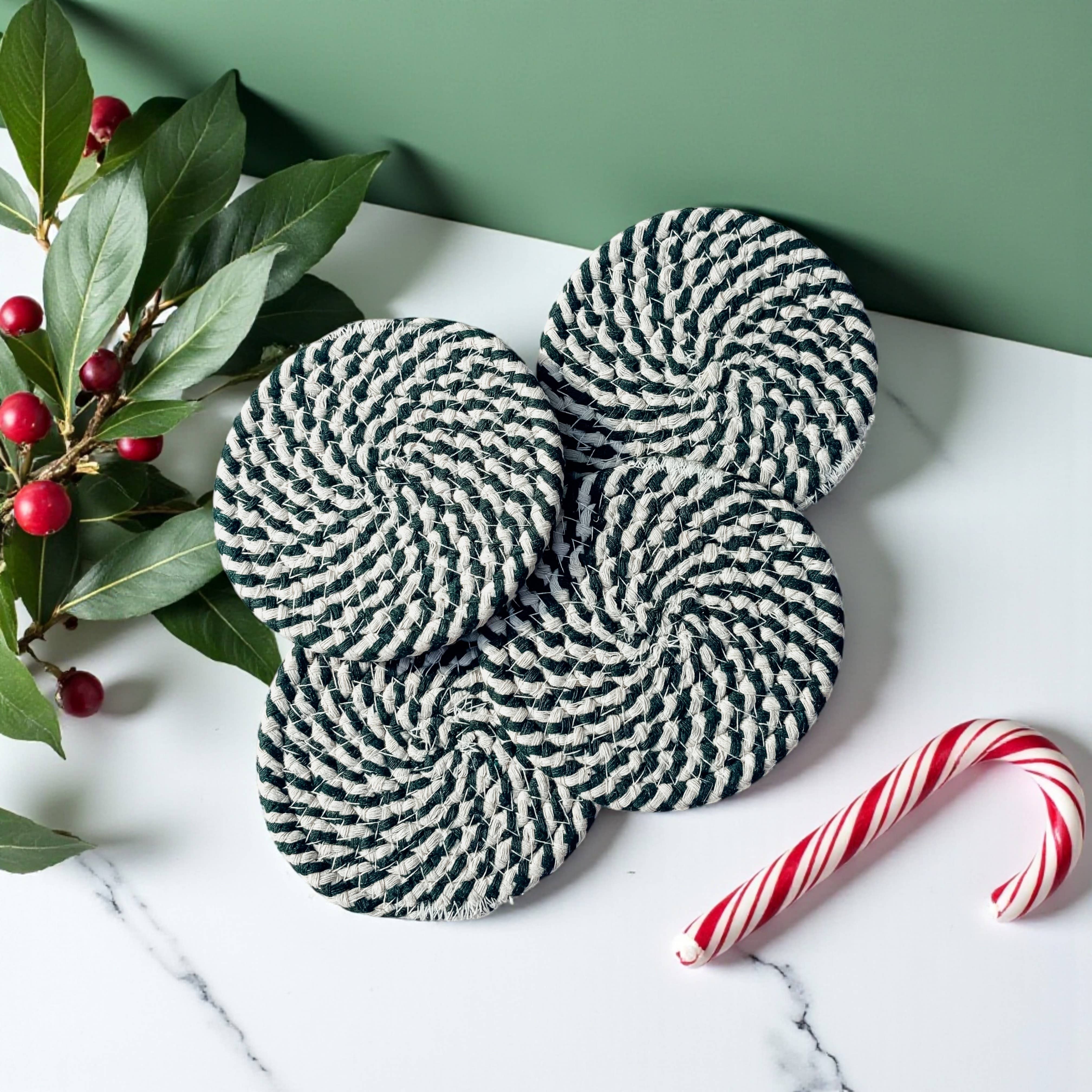 Gia Roma - Wholesale Christmas Decoration - Holiday Fabric Coasters, Red White Christmas Coaster Set39