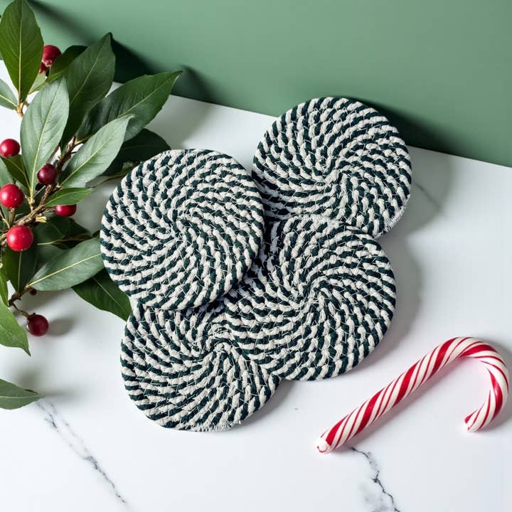 Gia Roma - Wholesale Christmas decoration - Holiday Fabric Coasters, Red White Christmas Coaster Set39