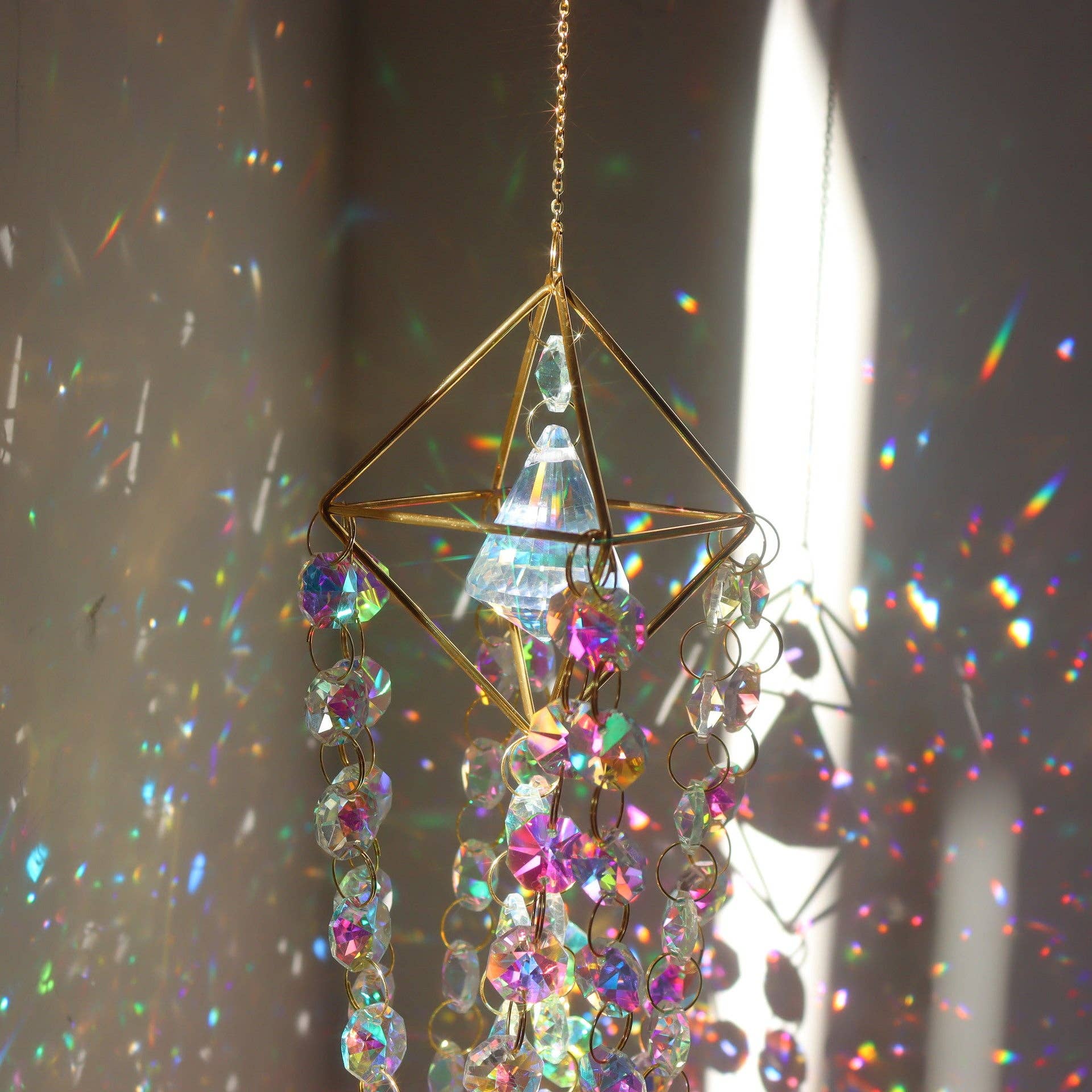 Dipped Shop – wholesale Suncatcher – 3+ Metal Frame Rainbow Suncatcher Hangings DPH19254