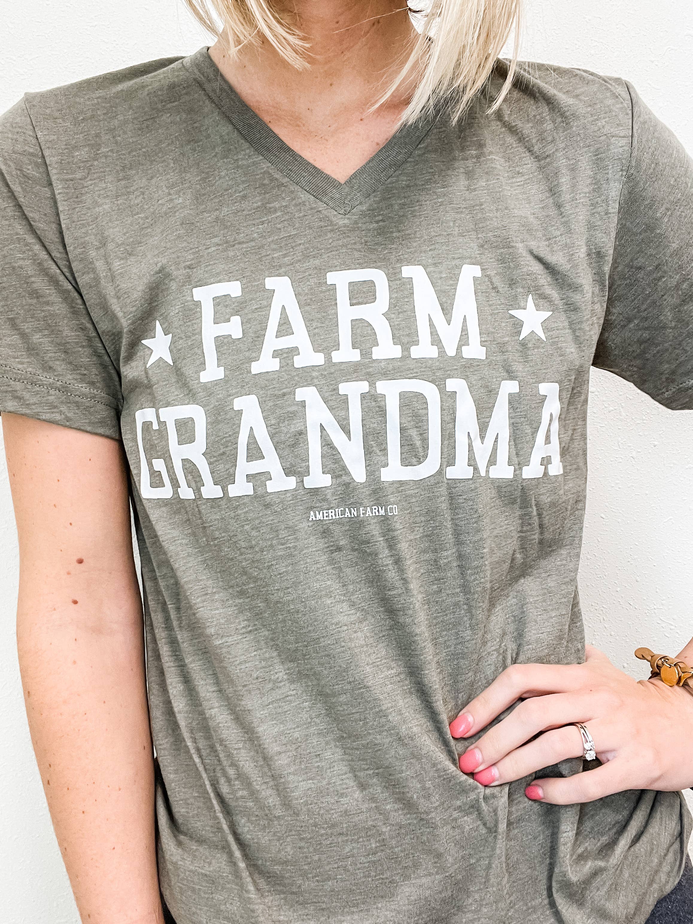 American Farm Company – wholesale Screen printed t-shirt – Women′s – Western 'Farm Grandma' Women's Graphic V-Neck Tee1