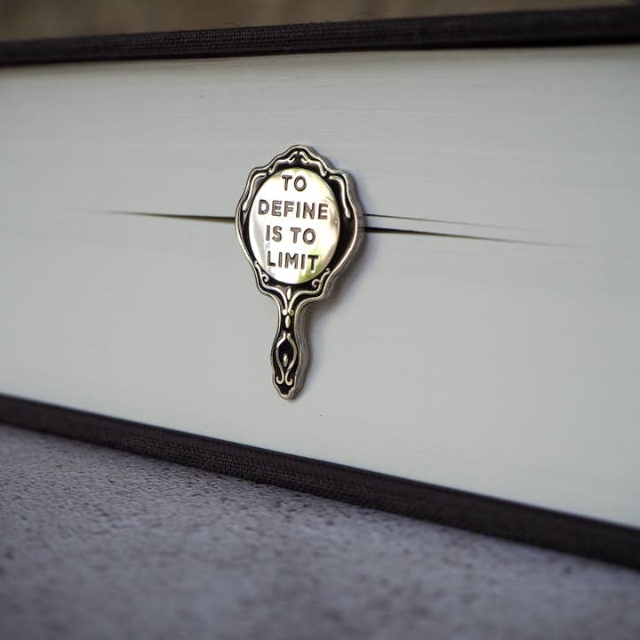 LiteraryEmporium – wholesale Lapel pin/button – The Picture of Dorian Gray Enamel Pin Badge - Gothic Mirror1