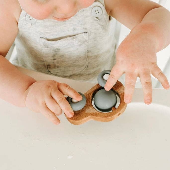 Calla & Friends – Mordedor - Bebé por atacado – Brinquedo de prandedor de silicone e madeira de faia para carro4