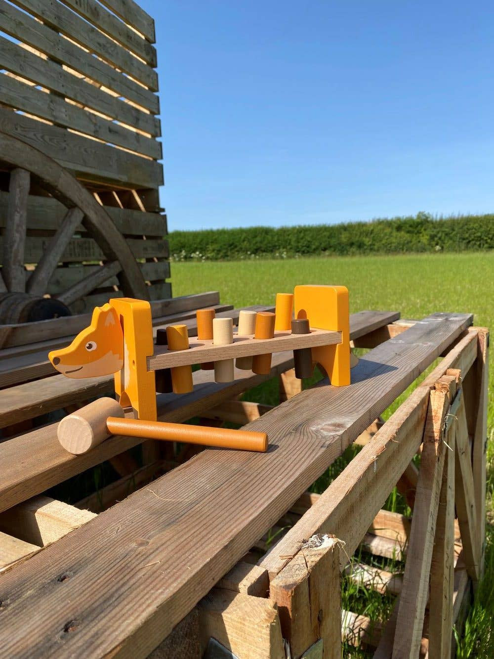 Inside Out Toys – wholesale Wood toy – Child – Woodland Fox Hammer Bench1