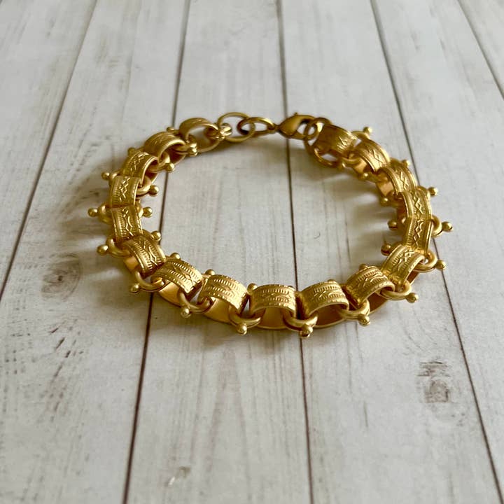 Nellie Pratt Artisan Jewelry - Wholesale Link & Chain Bracelet - Maybelle From Slidell
antique gold vintage chain bracelet5