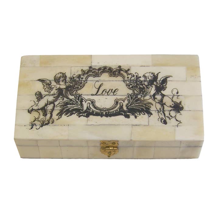 Caixa de Osso Gravada com Scrimshaw de Amor, 6-1/4” por atacado de Madison Bay Co. - Historical Home Decor Reproductions