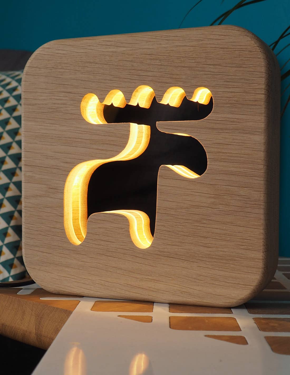 GONE'S – Großhandel Nachtlicht – Kinder & Baby – Kinder Caribou Nachtlicht aus Holz - Blumen2