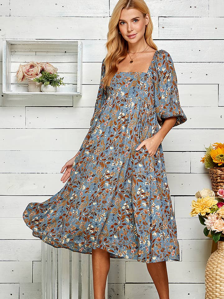 Robe midi à encolure carrée Sunfable pour la vente par Sweet Lemon