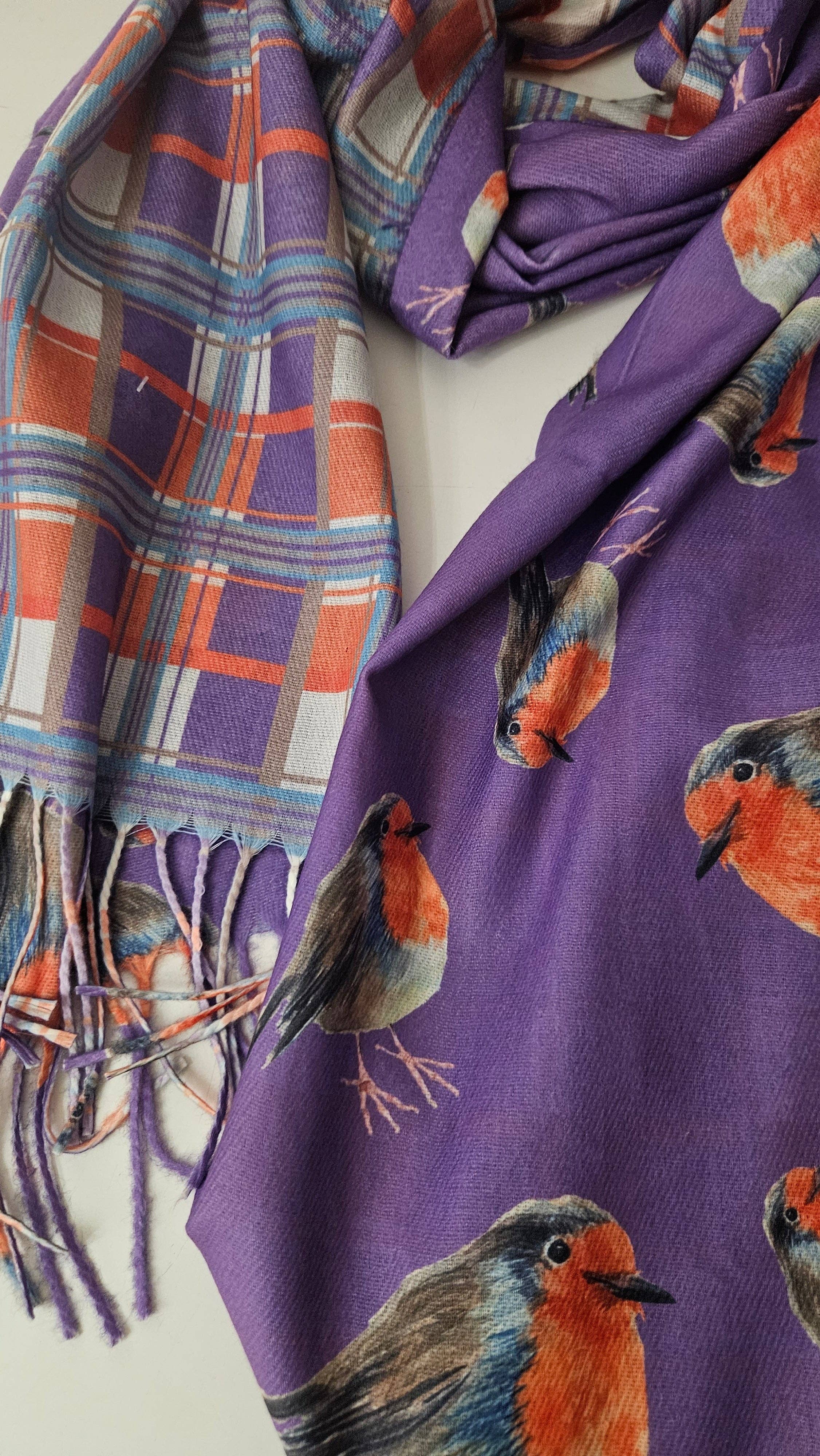 Shimena - Wholesale Scarf - Women's - Double-Sided Robin & Tartan Pashmina1