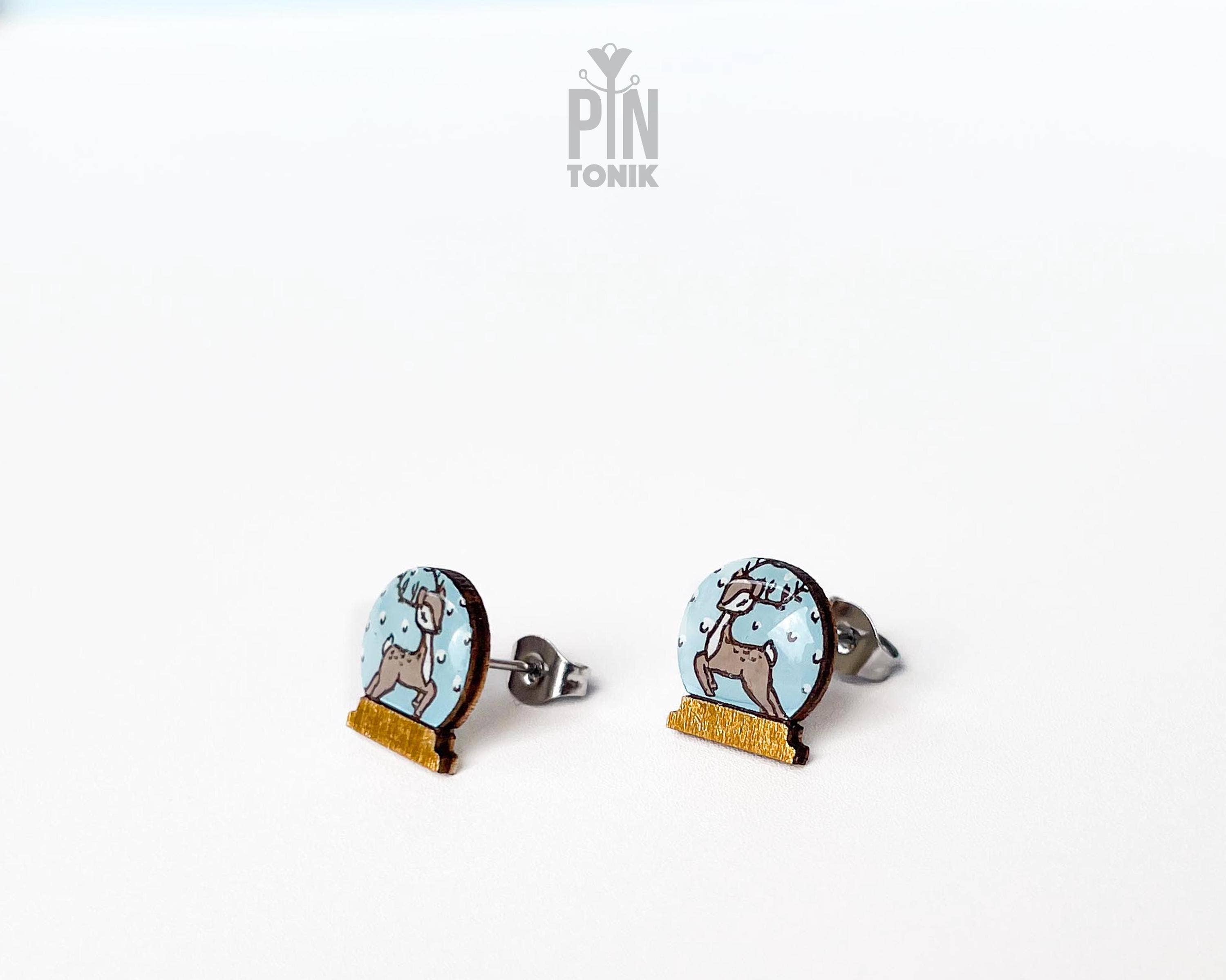 PinTonik – wholesale Stud/post earrings – Reindeer Snow Globe Christmas Festive Earrings5