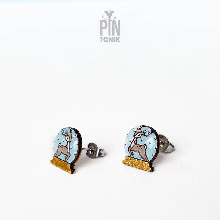 PinTonik – wholesale Stud/post earrings – Reindeer Snow Globe Christmas Festive Earrings5