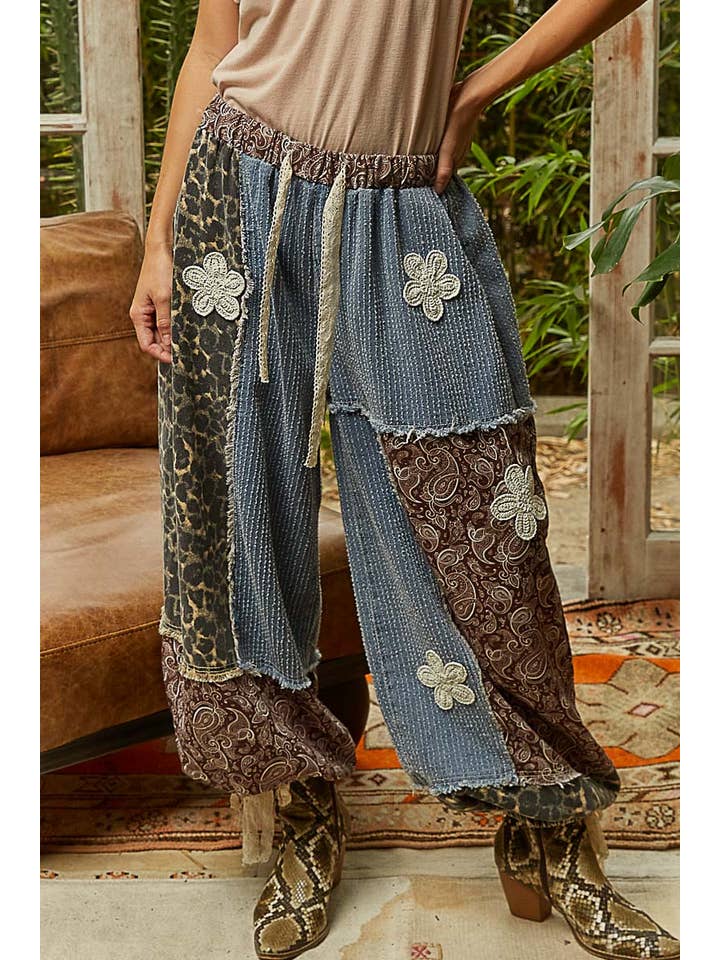 Pol Clothing - Wholesale Pants - Women's - Crochet patch detail contrast patchwork printed woven pants40