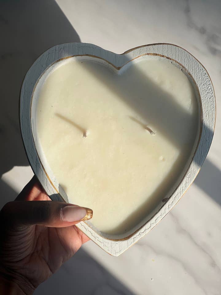 Vela en Cuenco de Masa con Forma de Corazón (Pequeño) para venta al por mayor de Cat’s House of Wax