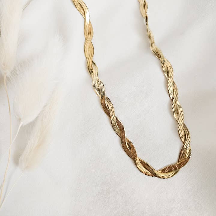 Rock Paper Pretty Jewelry - Wholesale Link & Chain Necklace - Regal Herringbone Necklace