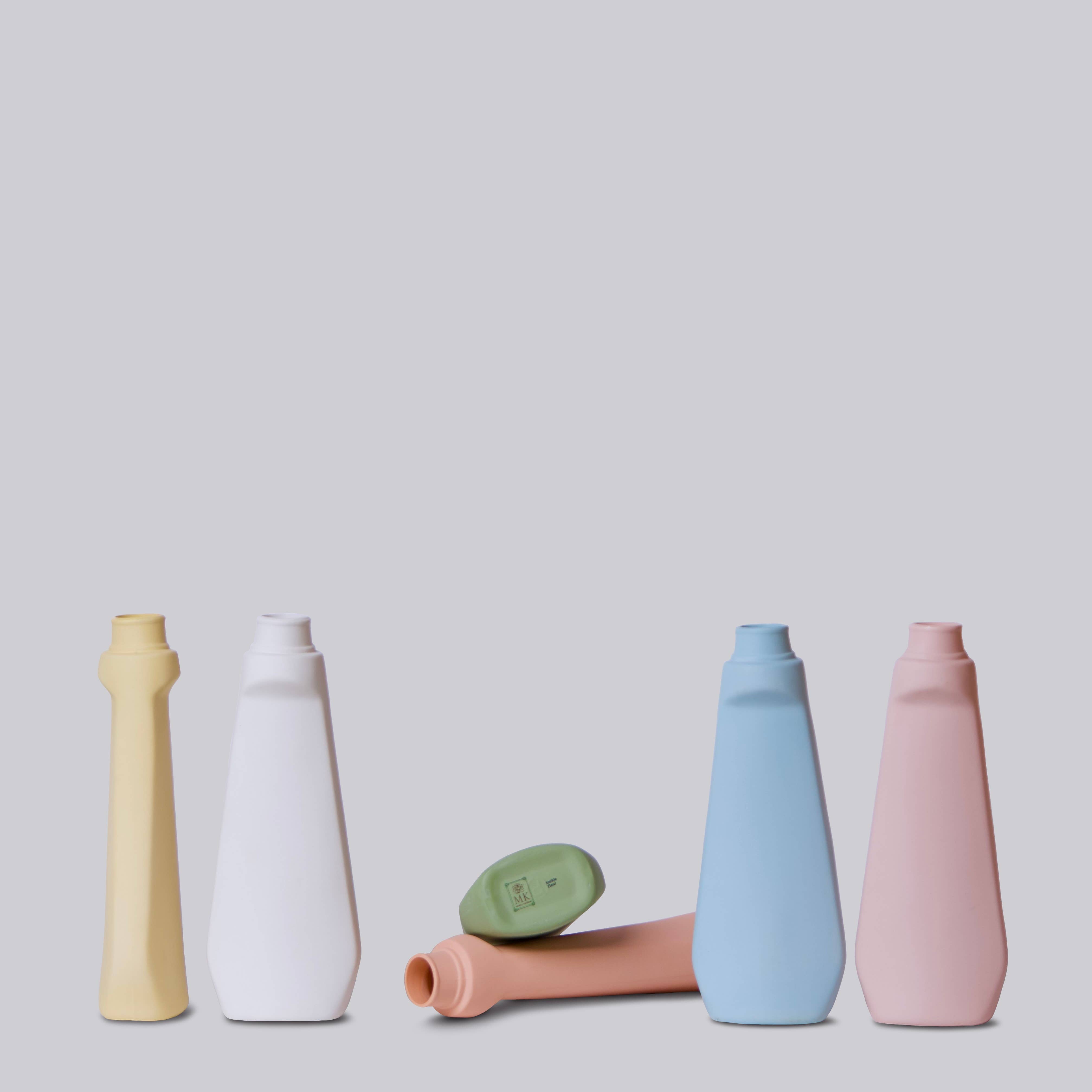 Middle Kingdom - Wholesale Vase - Matte Porcelain Lotion Bottle Vase5