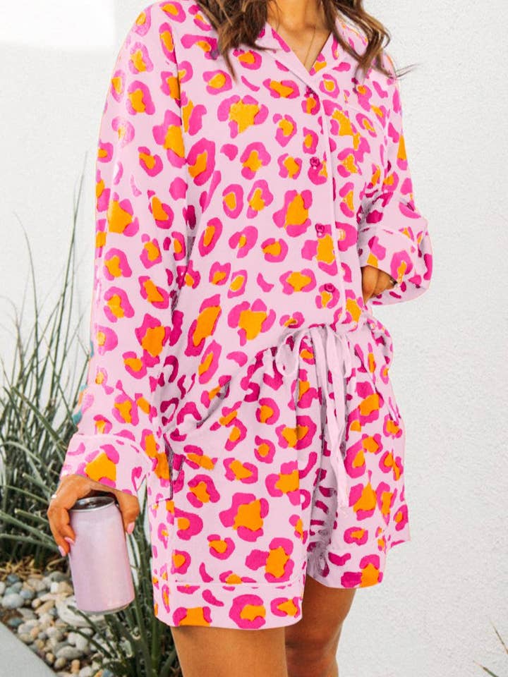 Rosa Set pigiama con camicia e pantaloncini leopardati in vendita all'ingrosso su Faire