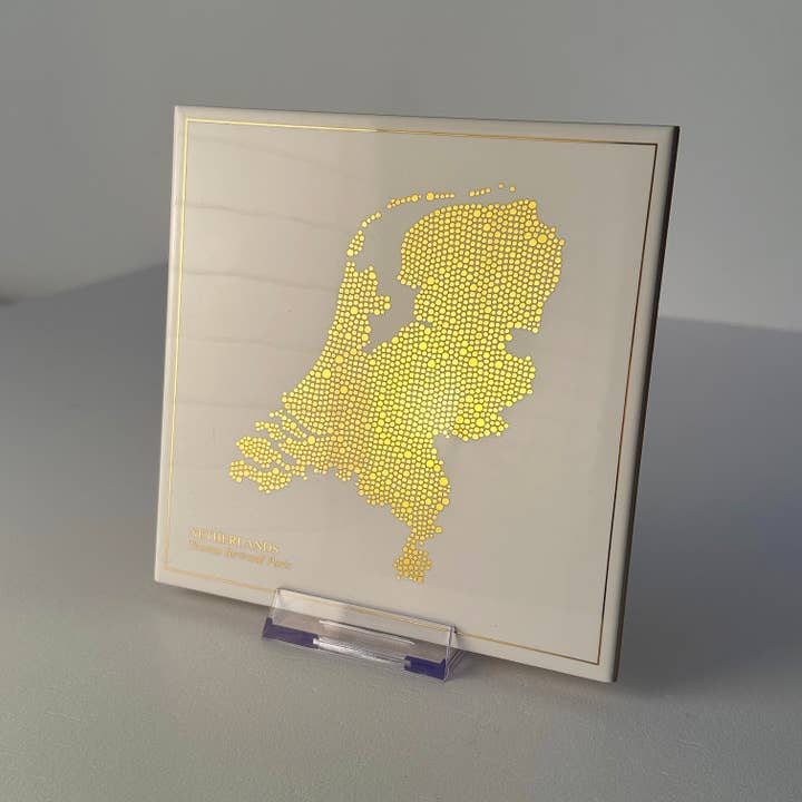 Fajansplatta - Nederländerna i guld med inskription / Thomas Bertrand Paris för wholesale av Thomas Bertrand Paris