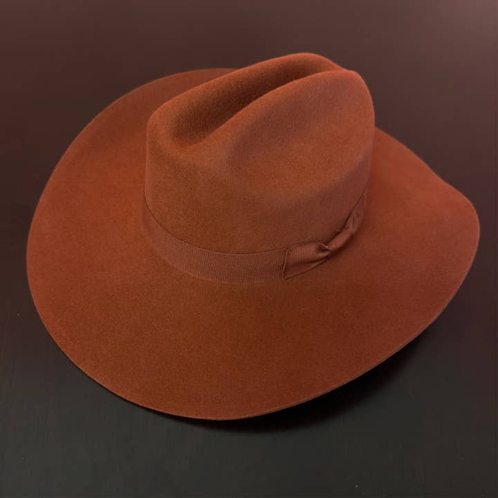Queens INC – wholesale Cowboy Hat – Women’s – Australian Wool Cattleman Cowboy Hat With Ribbon
20