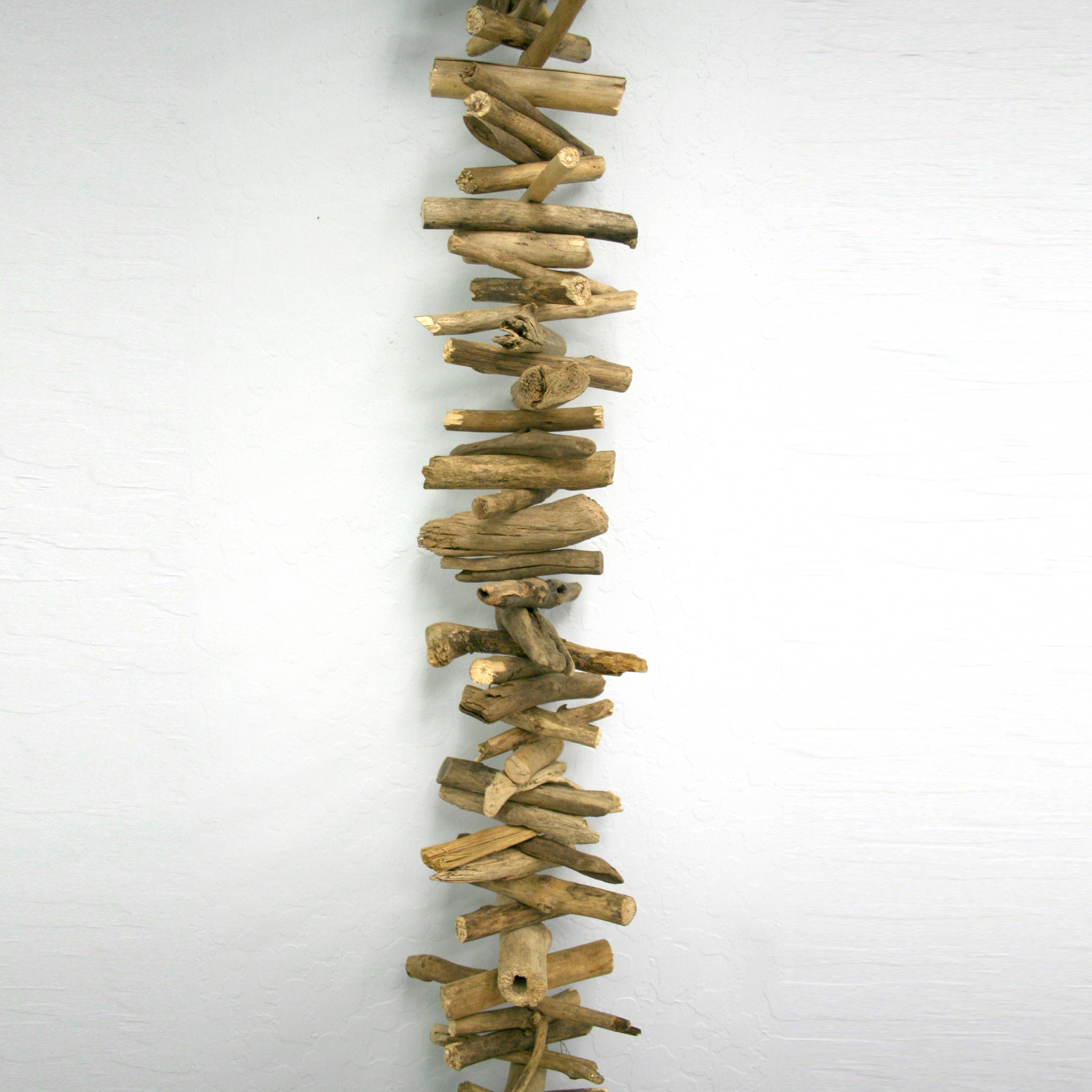 Modern Coastal by Contrast Inc. - Vente Fanion/guirlande - Guirlande en bois flotté naturel 72 po2