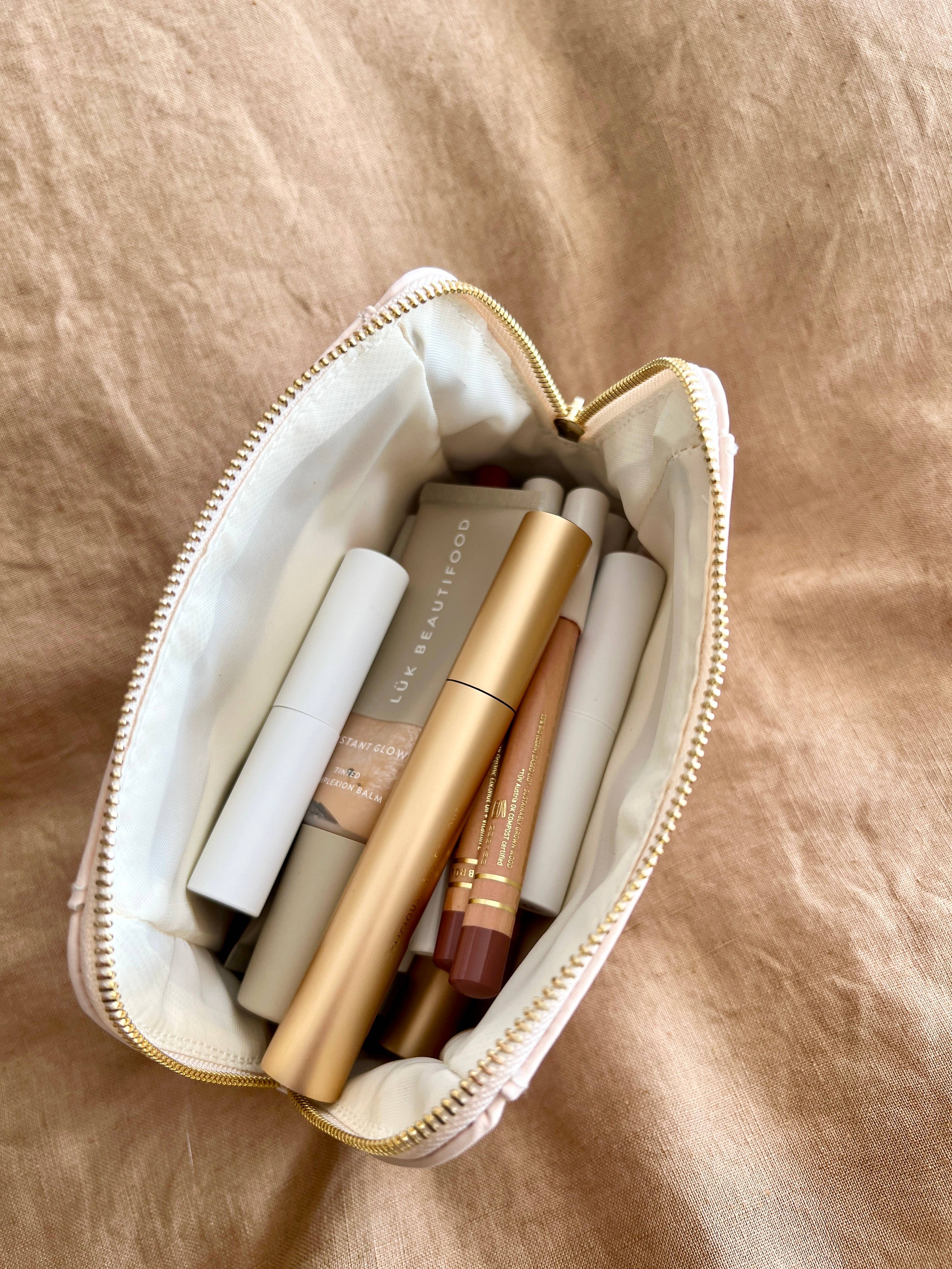 LÜK BEAUTIFOOD [🇦🇺 AUS + USA🇺🇸] - Vente Trousses de maquillage/cosmétique - Trousse de beauté LÜK Cosmetic (PU recyclé) Disponible uniquement aux États-Unis.3