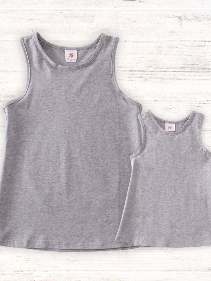 Heathergrijze effen basis tanktop voor kinderen, tieners en volwassenen voor wholesale door Aspen Rain Boutique