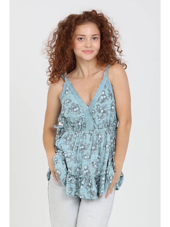 ANGIE - Wholesale Tank Top - Women's - B2BB1-WA40 V NECK LACE TRIM SIDE TIES TANK TOP